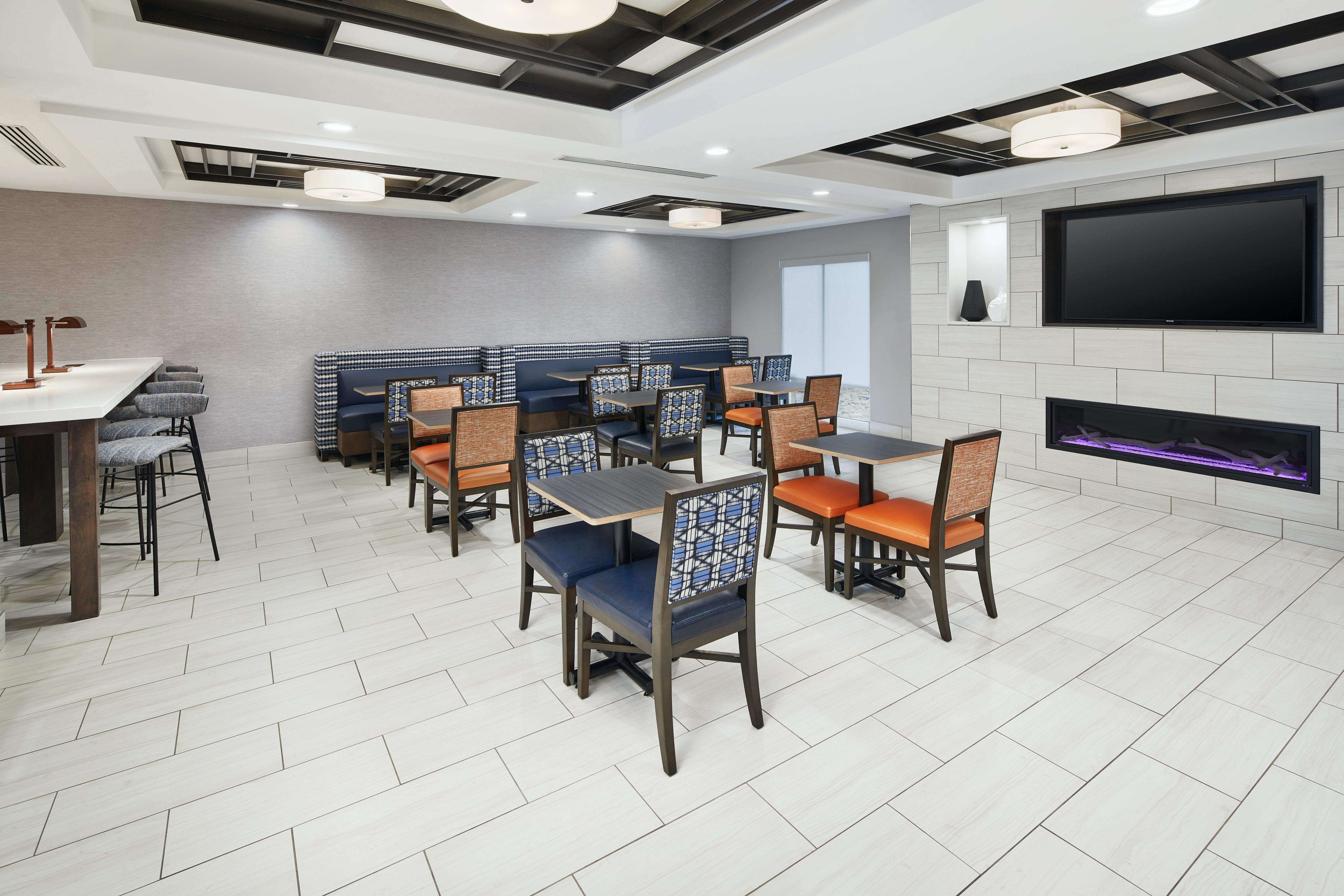 Holiday Inn Express & Suites I-26 & Us 29 At Westgate Mall By Ihg Spartanburg Bagian luar foto