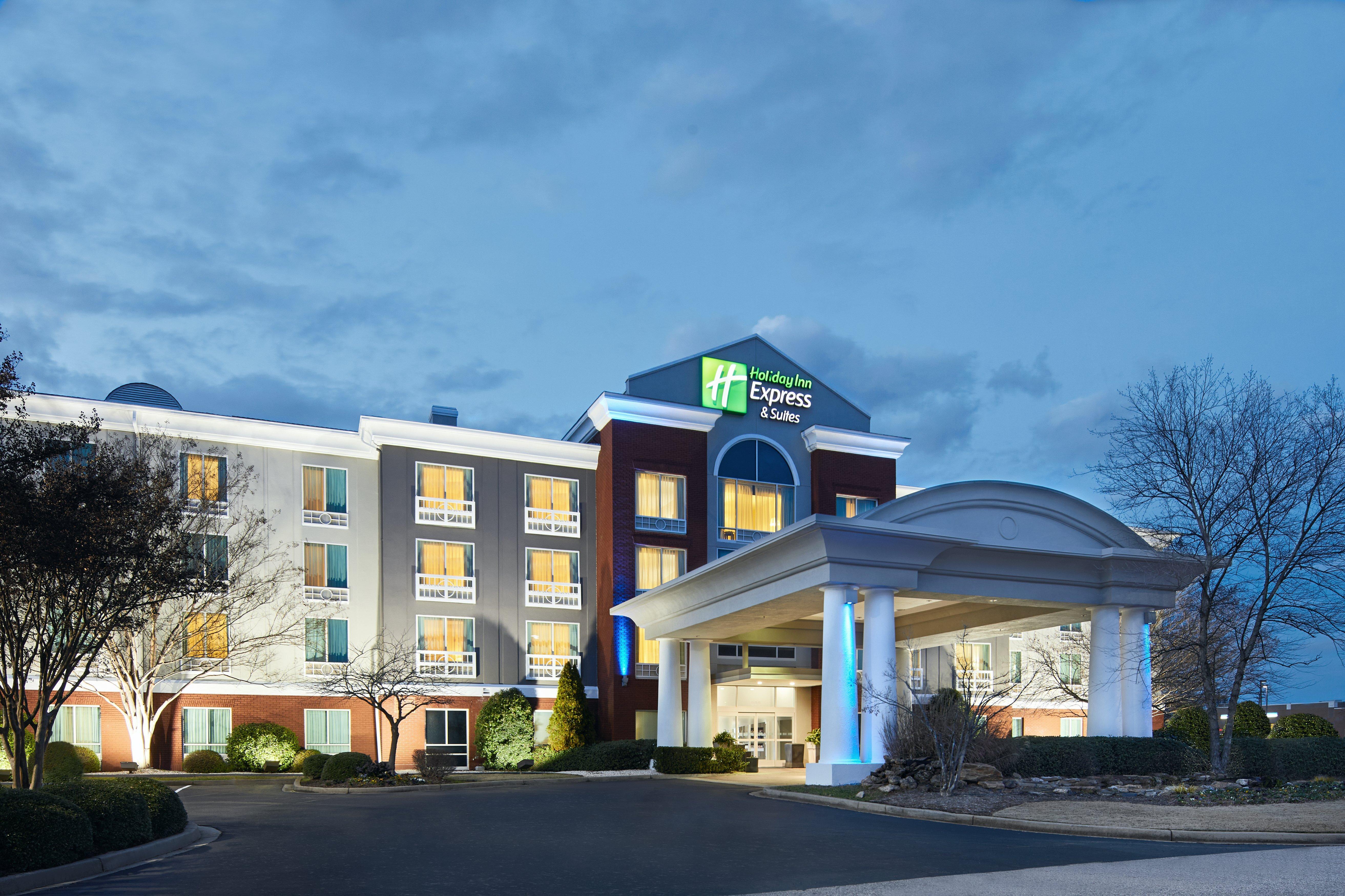 Holiday Inn Express & Suites I-26 & Us 29 At Westgate Mall By Ihg Spartanburg Bagian luar foto