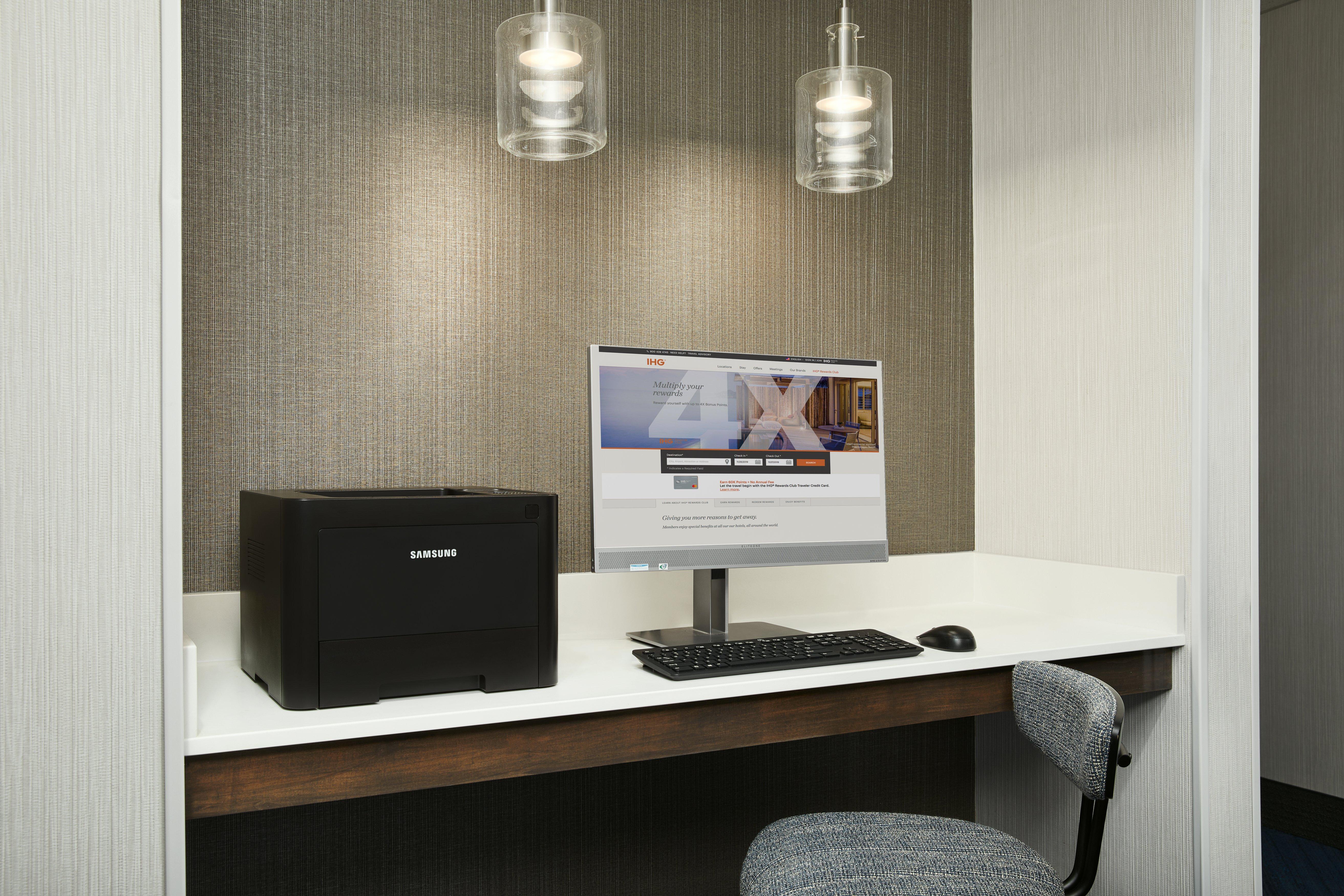 Holiday Inn Express & Suites I-26 & Us 29 At Westgate Mall By Ihg Spartanburg Bagian luar foto