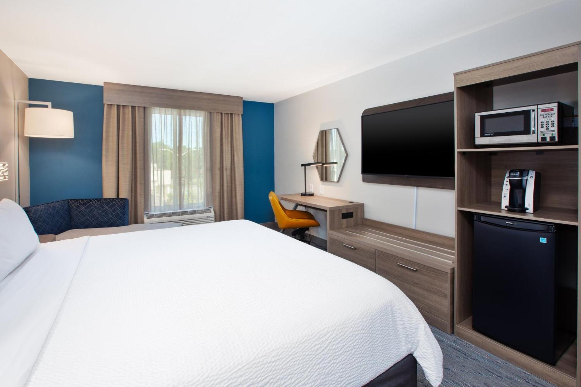 Holiday Inn Express & Suites I-26 & Us 29 At Westgate Mall By Ihg Spartanburg Bagian luar foto