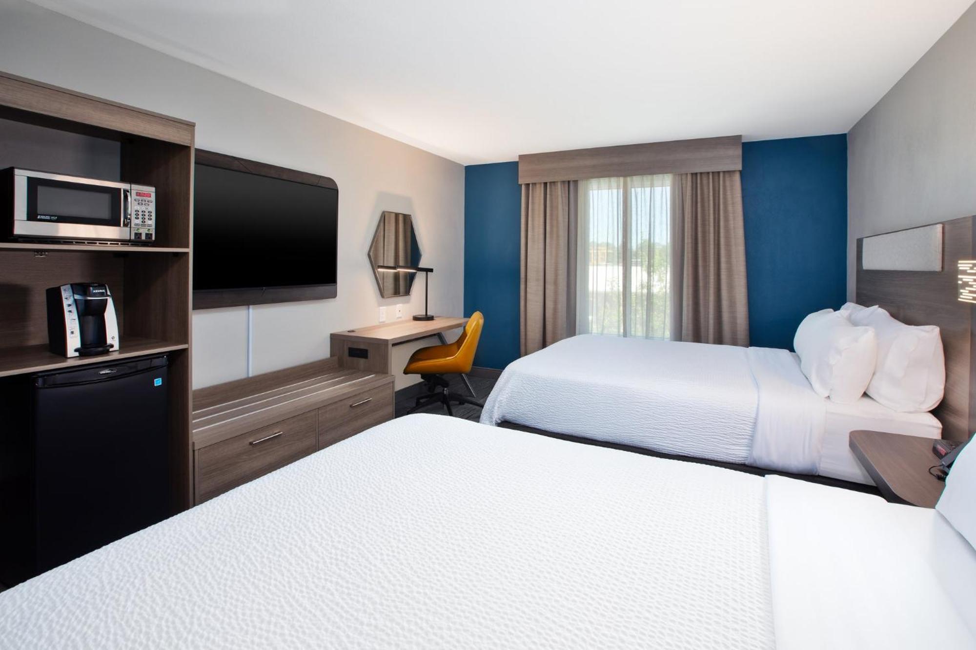 Holiday Inn Express & Suites I-26 & Us 29 At Westgate Mall By Ihg Spartanburg Bagian luar foto
